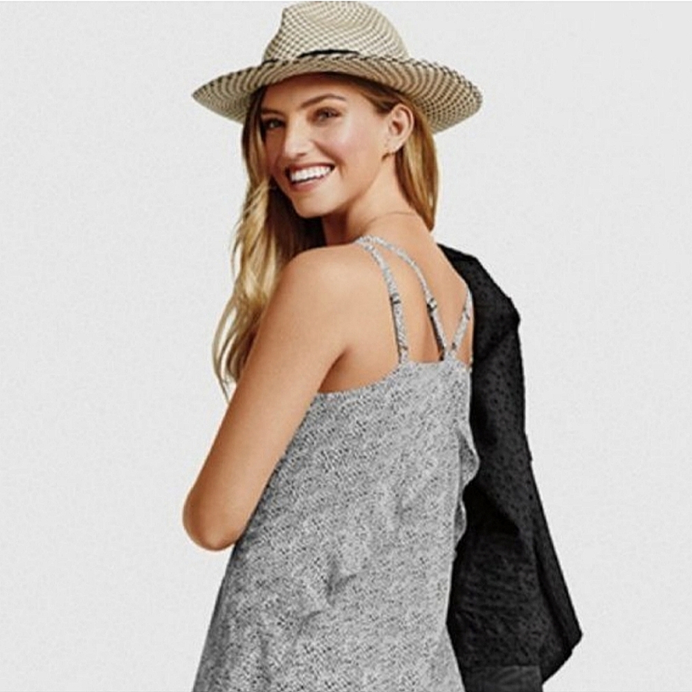 CAbi Ruffle Cascade Sleeveless Flutter Top SIZE: S
